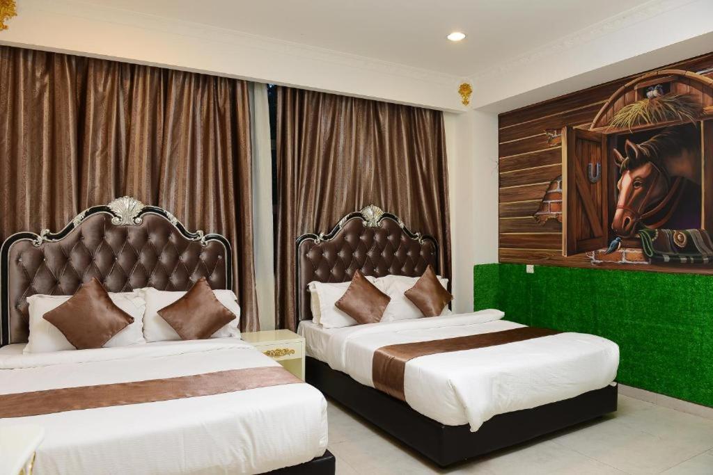 Hotel Seeds Section 19